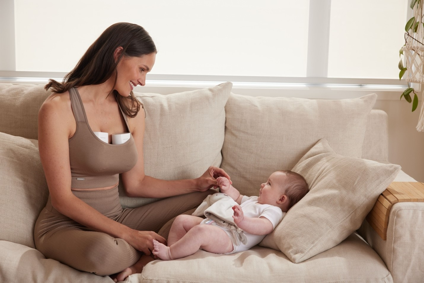 Momcozy Wearable Electric Breast Pump S12